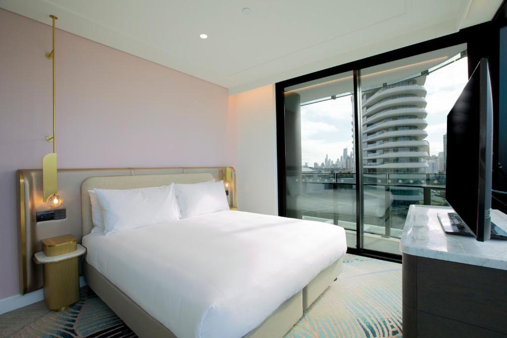Dorsett Gold Coast Hotel Kültér fotó
