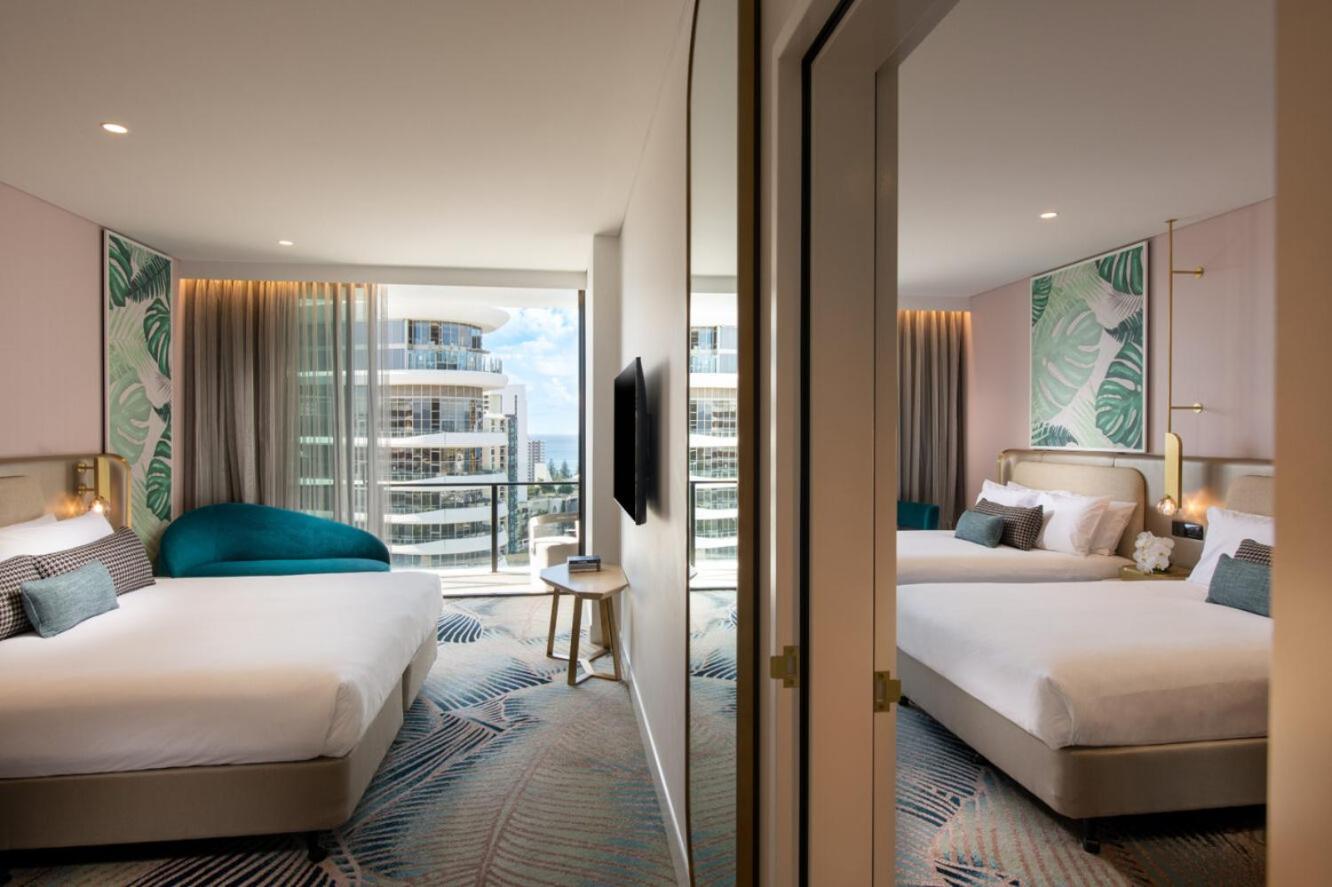 Dorsett Gold Coast Hotel Kültér fotó